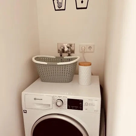 Dachnest - Wundervolles Neues Dachgeschoss Fuer Bis Zu 4 Personen In * Kirchentellinsfurt