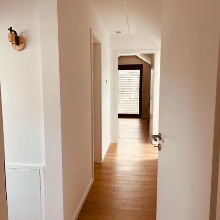 Dachnest - Wundervolles Neues Dachgeschoss Für Bis Zu 4 Personen In Apartamento Kirchentellinsfurt