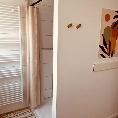 Dachnest - Ruhige Dachwohnung 45 Qm Mit Parkplatz 10 Minuten Nach Tuebingen