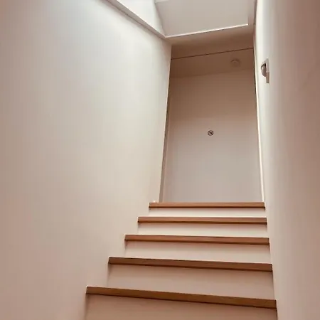 Dachnest - Wundervolles Neues Dachgeschoss Fuer Bis Zu 4 Personen In Apartment