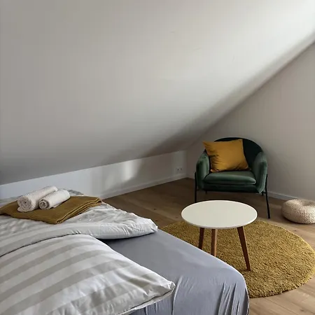 Dachnest - Ruhige Dachwohnung 45 Qm Mit Parkplatz 10 Minuten Nach Tuebingen