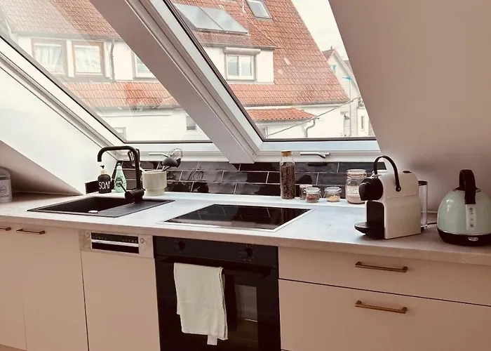 Dachnest - Wundervolles Neues Dachgeschoss Fuer Bis Zu 4 Personen In דירה Kirchentellinsfurt